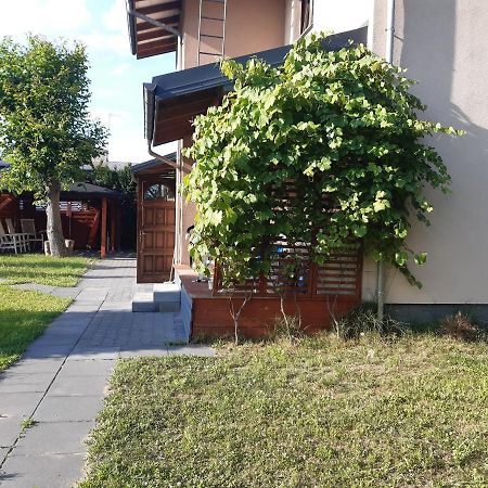 Apartamenty Rodzinne Pilica Park Sulejów Buitenkant foto