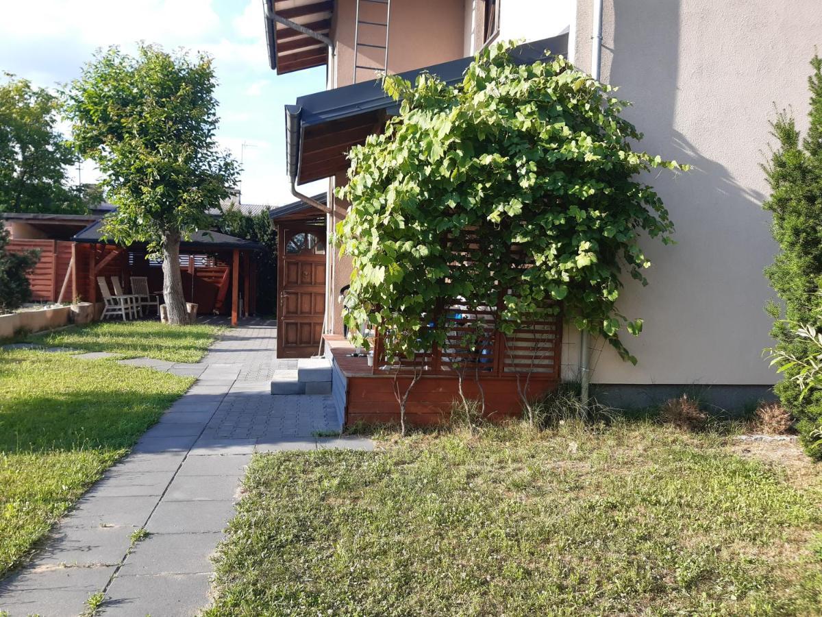 Apartamenty Rodzinne Pilica Park Sulejów Buitenkant foto