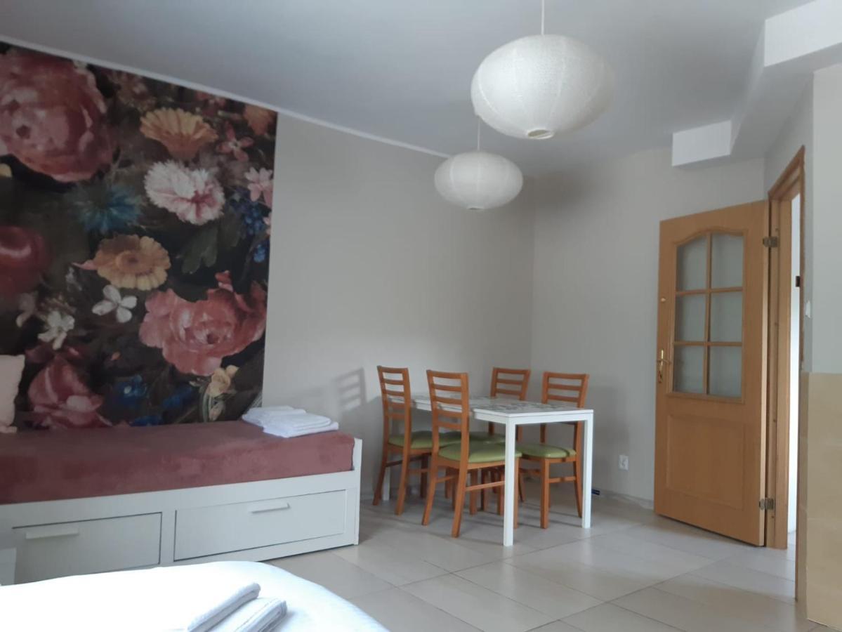 Apartamenty Rodzinne Pilica Park Sulejów Buitenkant foto